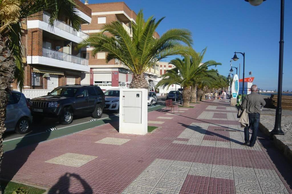 Piso En Primera Linea Con Wifi Y Vistas Al Mar Lo Pagán Esterno foto