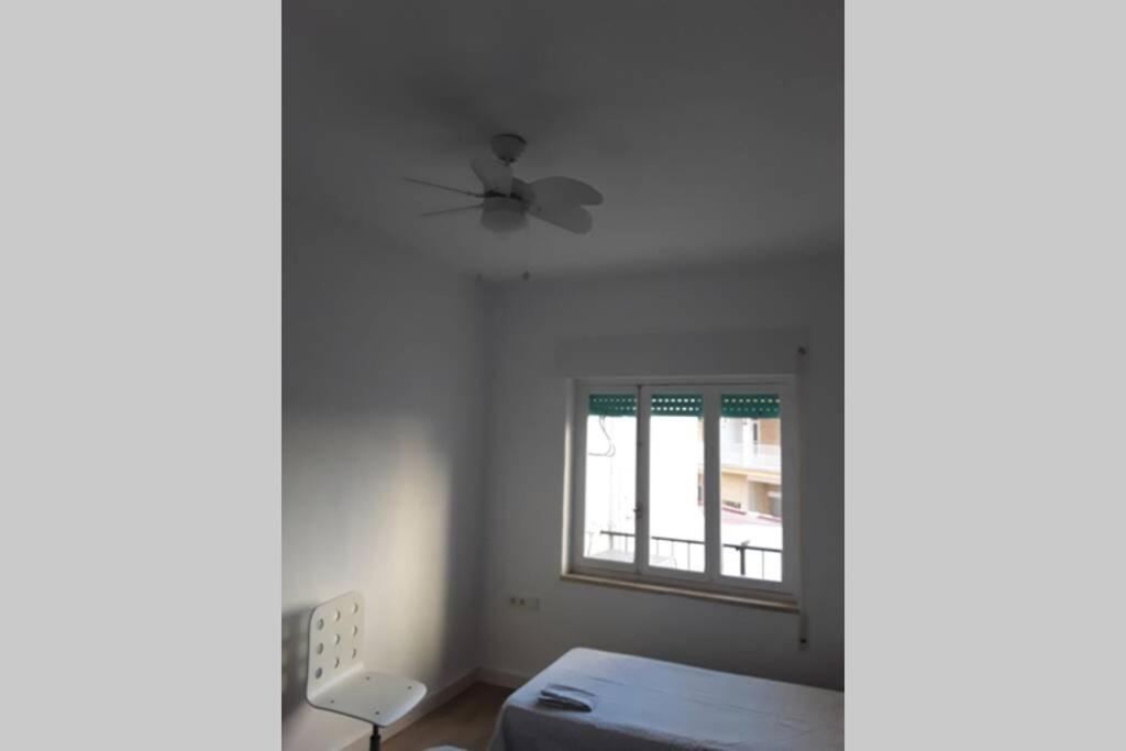 Piso En Primera Linea Con Wifi Y Vistas Al Mar Lo Pagán Esterno foto
