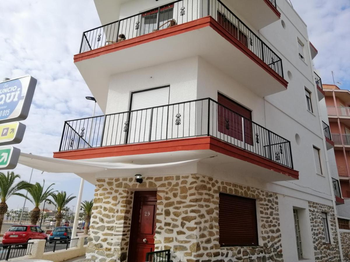 Piso En Primera Linea Con Wifi Y Vistas Al Mar Lo Pagán Esterno foto